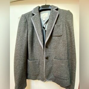 $50 Banana Republic Grey wool blend, ribbon hemmed blazer. Perfect condition!